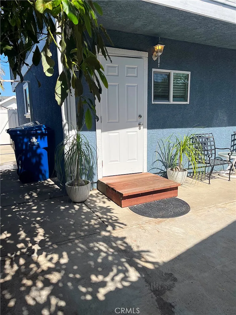 Studio, 2806 sqft, $1,550 — Photo 1