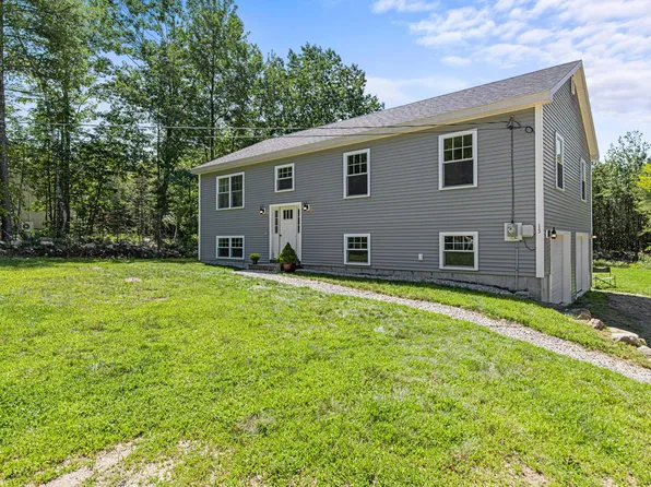 13 Amethyst Way, Gray, ME 04039