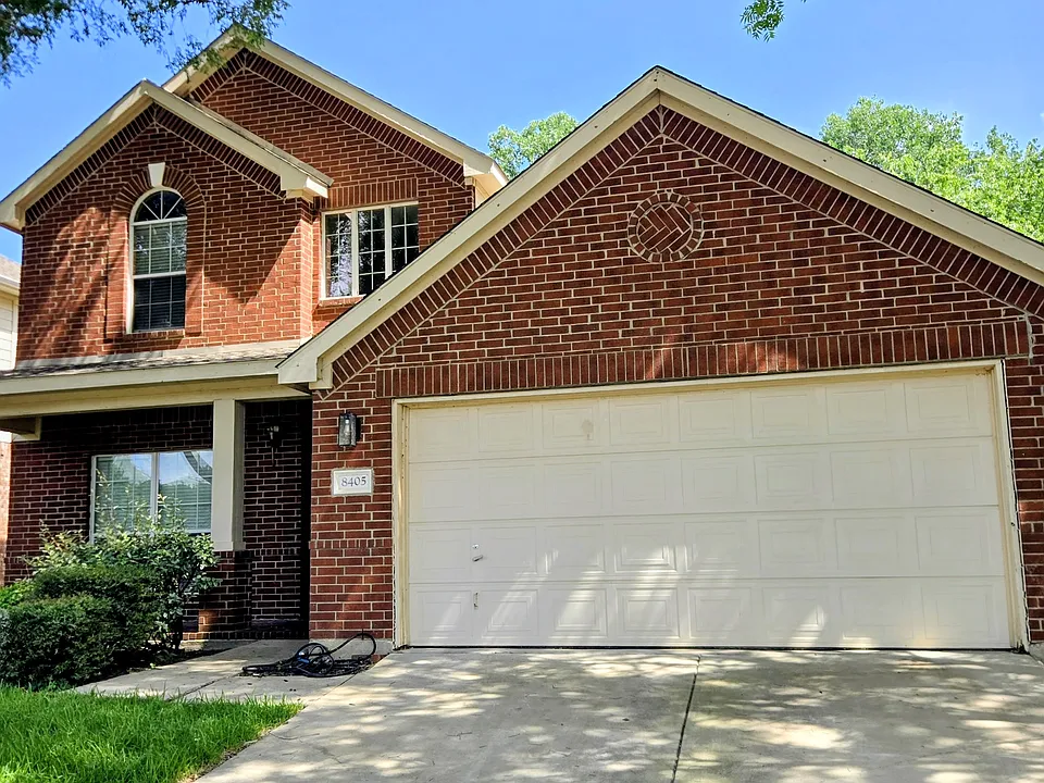 8405 Luzerne Dr