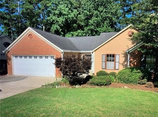 3341 Hobbit Gln, Powder Springs, GA 30127