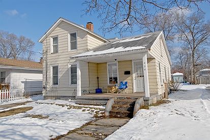 1st image of 835 Gillette Ave