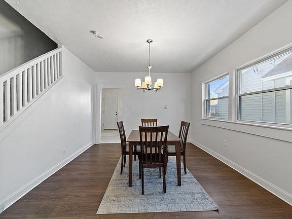 5th image of 1469 E 118th St