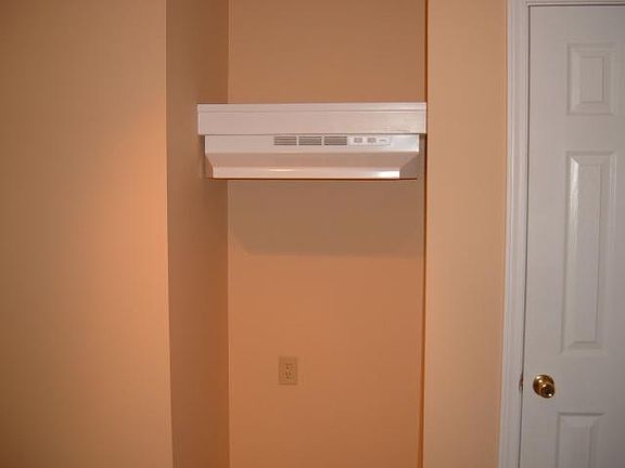 4th image of 851 S Westbrook Ave