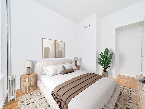 3rd image of 66 W 109th St APT 51
