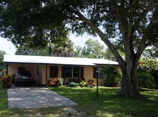 5212 Hickory Dr, Fort Pierce, FL 34982