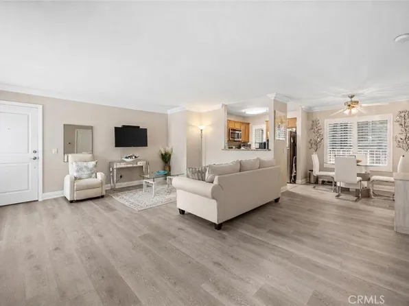 355 N Maple St APT 121, Burbank, CA 91505