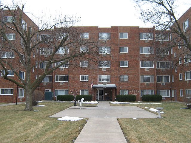 1st image of 222 Madison St Unit 307