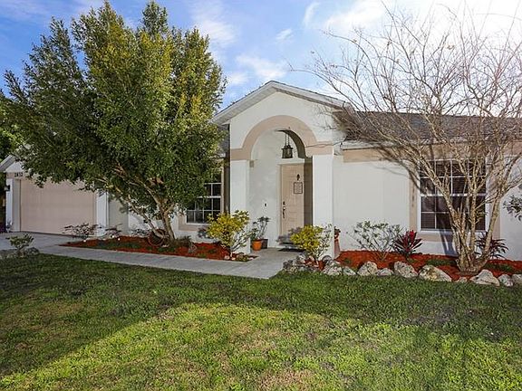 2nd image of 2832 Sarletto St