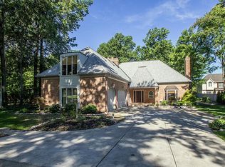 28400 Hilliard Blvd, Westlake, OH 44145