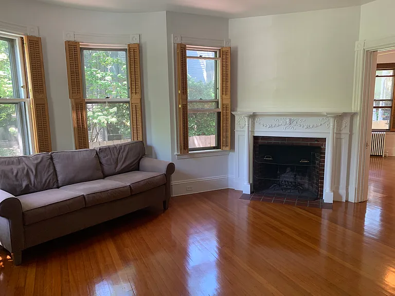 4 Gorham St #1 — Photo 8