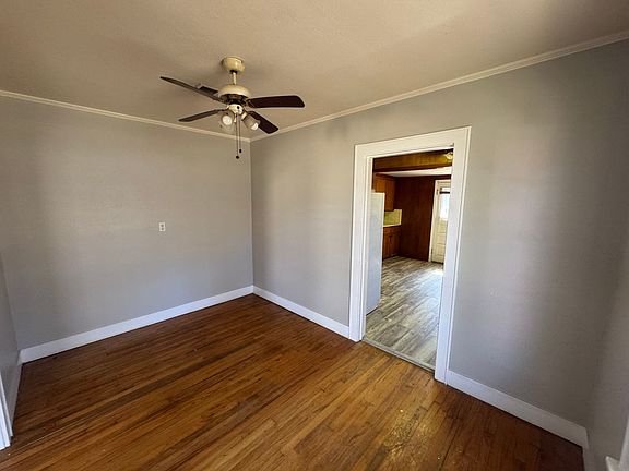 4th image of 412 Wyche St