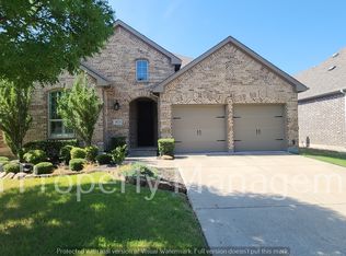 5621 Grove Cove Dr, McKinney, TX 75071