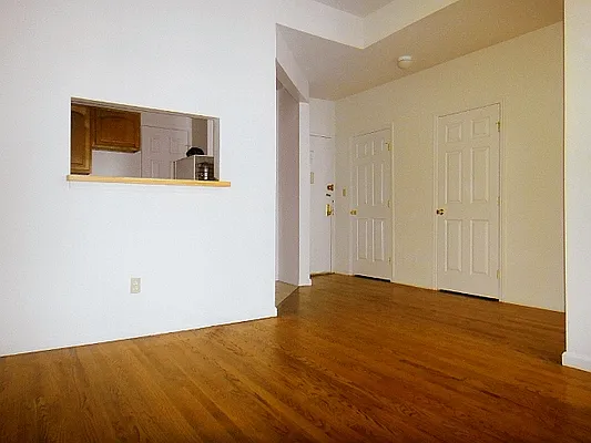 Rented by Balass Ralph, LREB | media 19