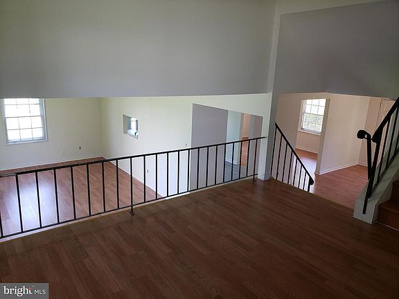 2nd image of 16 Glyn Dr