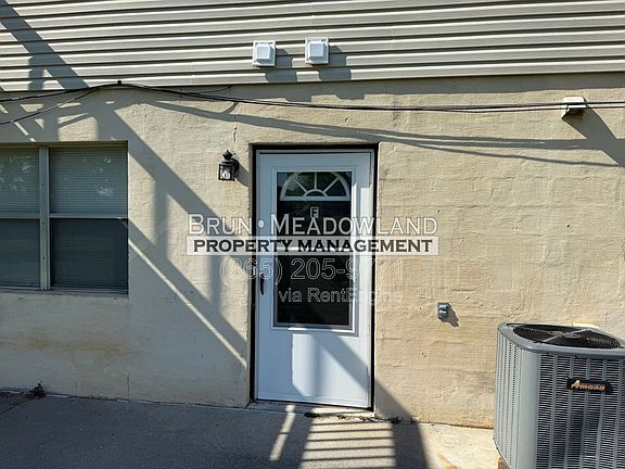 4th image of 1921 Meadowland Ln APT F