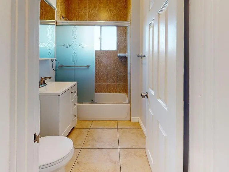 715 Orme Ave — Photo 14