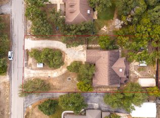 1291 Mossy Holw, Spring Branch, TX 78070