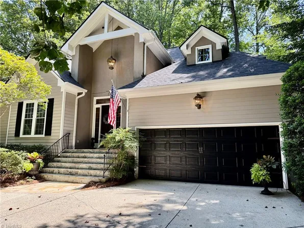 52 Kinglet Cir, Greensboro, NC 27455