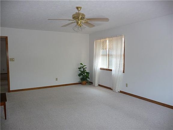 3rd image of 2835 Colony Lake Dr W Unit 2