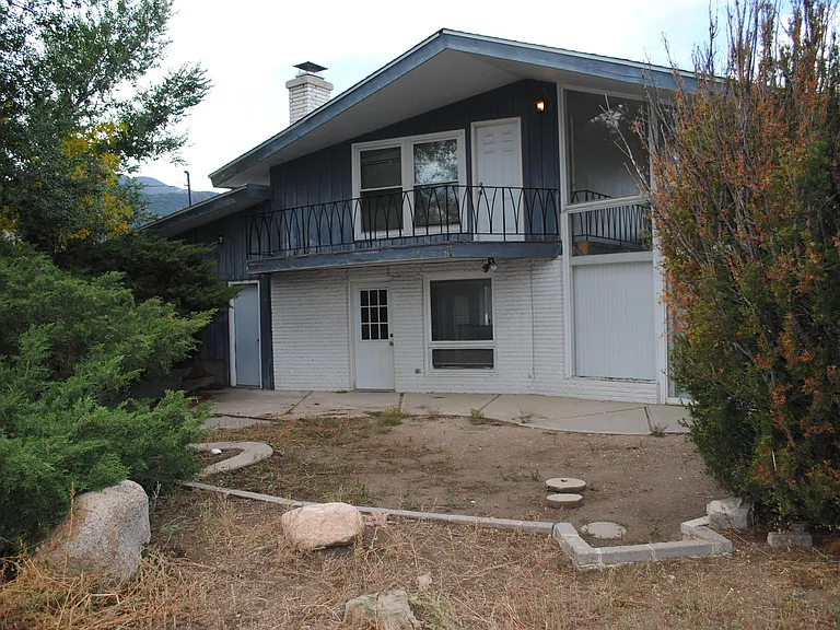 1221 La Veta Way — Photo 3