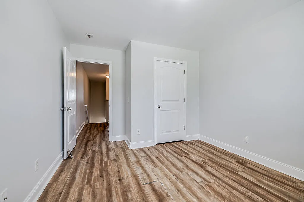 3 bed, 2.5 bath, 1728 sqft, $1,800 — Photo 4