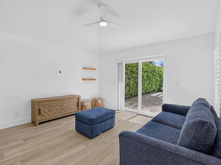 621 Anchor Point — Photo 37
