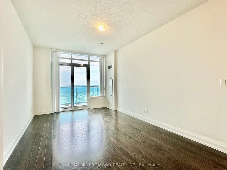 7161 Yonge St #2833 — Photo 9