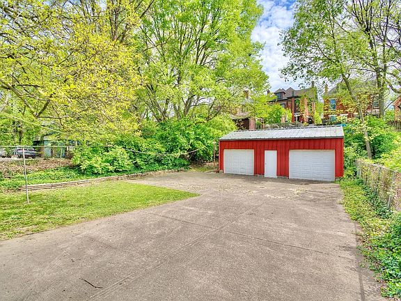 5th image of 4320 Hamilton Ave