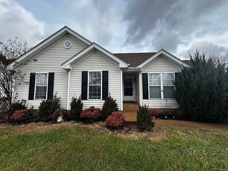 1st image of 2802 Kaye Dr