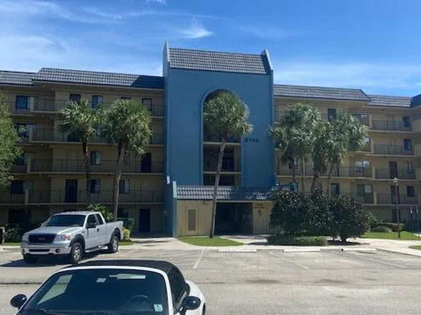 2786 Tennis Club Dr APT 205, West Palm Beach, FL 33417