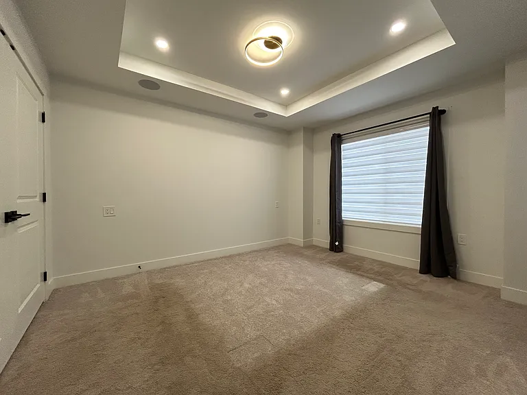 15950 Alder Pl #2 — Photo 6