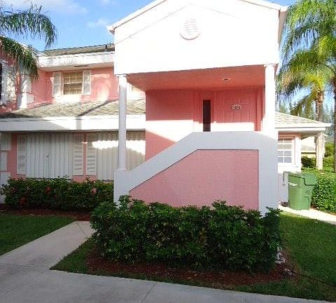 3rd image of 2534 SE 20th Pl #204-C