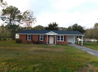 401 Rollingwood Dr, Dudley, NC 28333