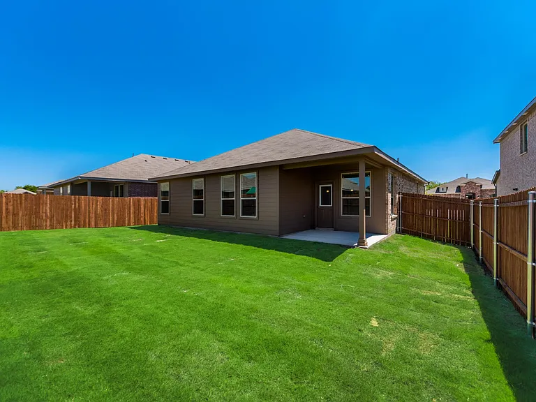 9113 Sycamore Leaf Dr — Photo 22