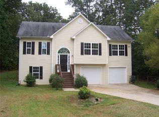 7355 Pea Ridge Pl, Gainesville, GA 30506
