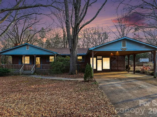 1343 Cedar St, Lancaster, SC 29720