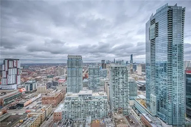 2 bed, $4,650 — Photo 4