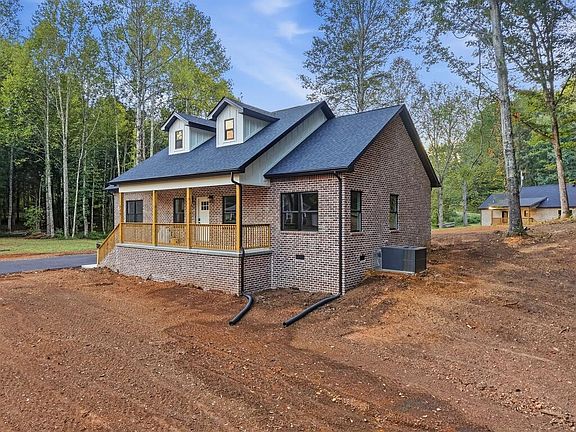 2nd image of 649 Crossvine Rd