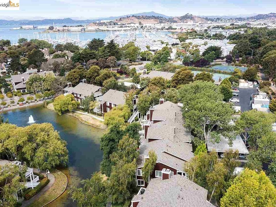 1st image of 45 Marina Lakes Dr