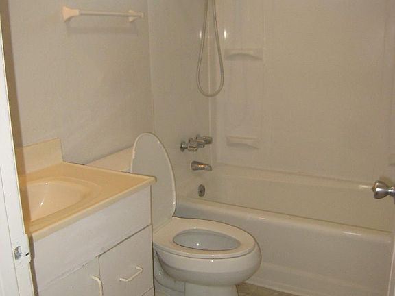 5th image of 1258 Lindberg Ln
