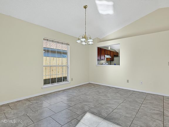3rd image of 11170 Wandering Oaks Dr #11170