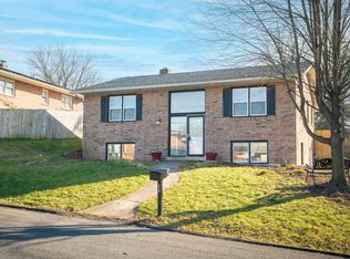 110 Grandview Dr, Reading, PA 19607