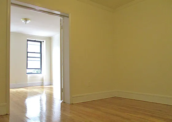 Rented by Paley Management | media 21