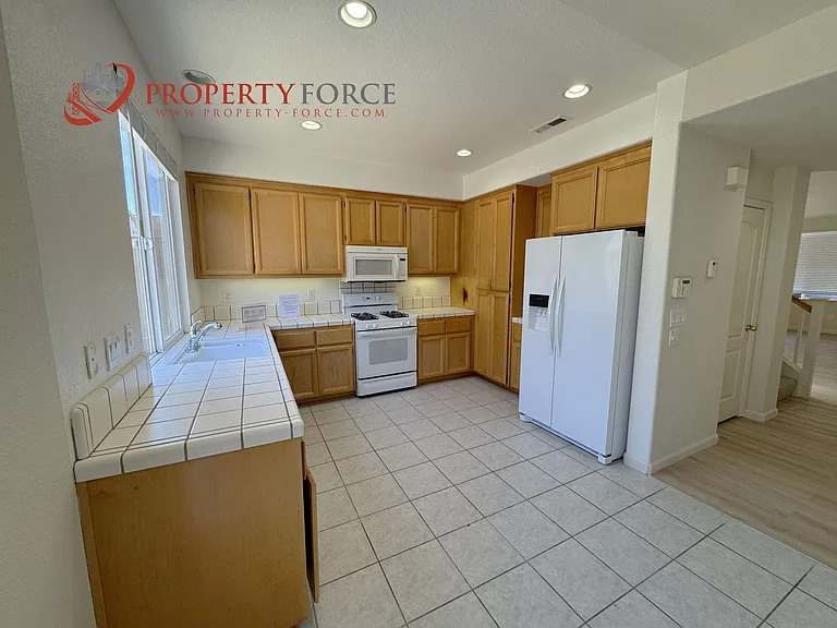 31 Cymbidium Cir — Photo 29