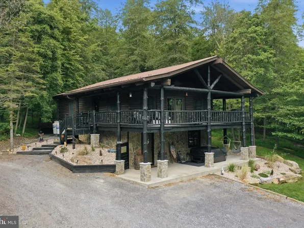 15743 Hickory Dr, Fort Loudon, PA 17224