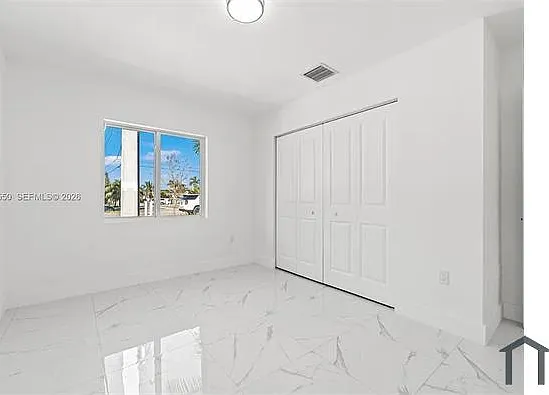 231 NW 3rd Ave — Photo 5
