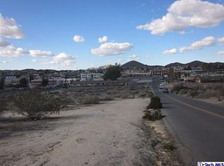 15780 Tuscola Rd, Apple Valley, CA 92307