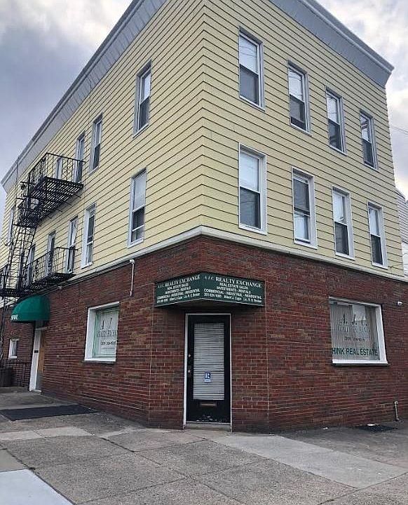 1st image of 321 Sip Ave APT 2R