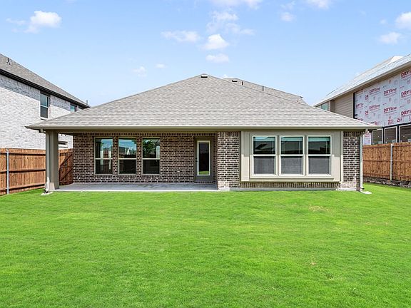 5th image of 804 Dove Haven Ln