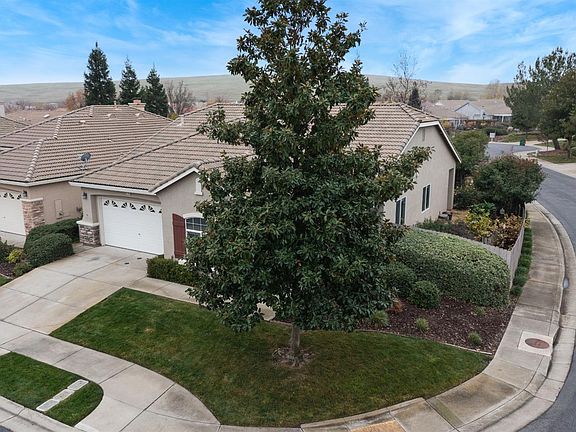 2nd image of 4786 Monte Mar Dr